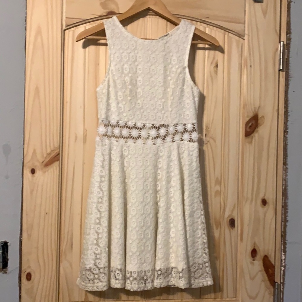 White flower lace dress